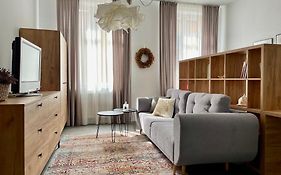 Apartment Center Zilina Near Train And Bus Station